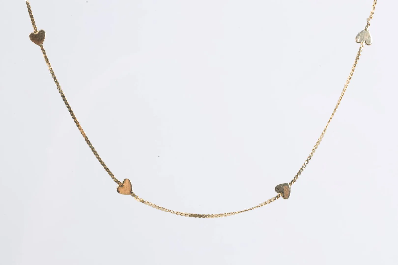 15.5" 14k Yellow Gold Heart Station Necklace (2.96g.)