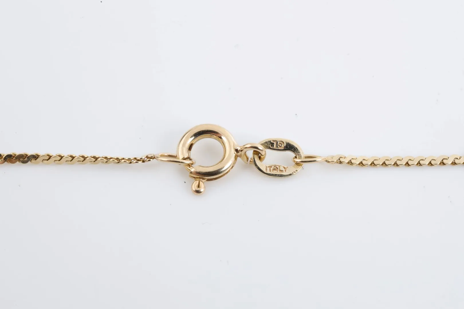 15.5" 14k Yellow Gold Heart Station Necklace (2.96g.)