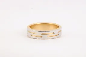 18k Yellow Gold and 950 Platinum Ring Band Size 10 (11.79g.)