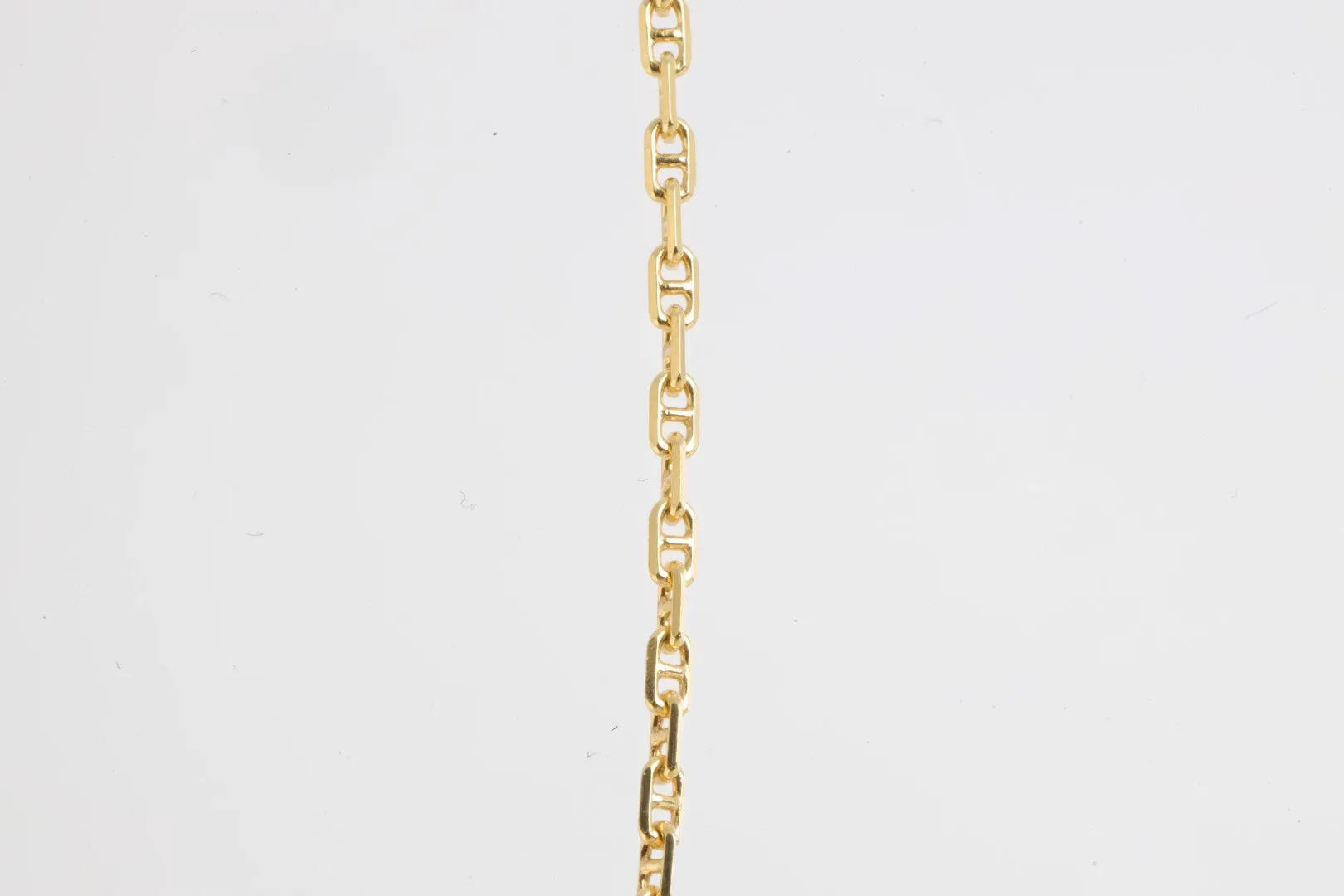 18" 18k Yellow Gold Anchor Chain Necklace (4.88g.)