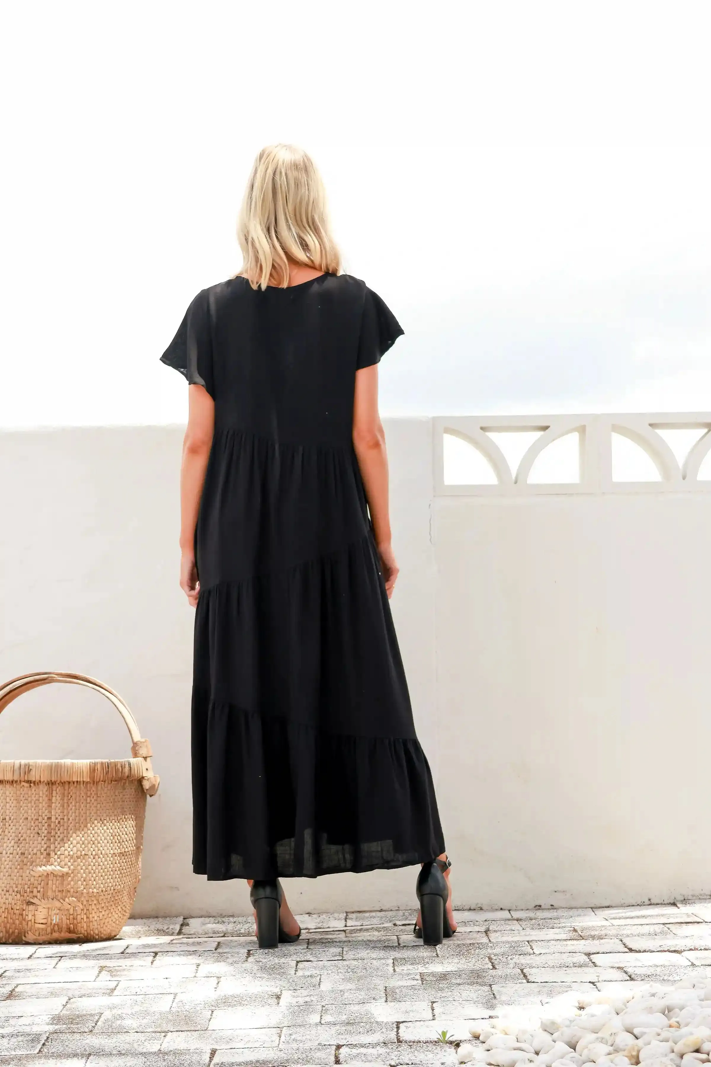 Alessia Linen Maxi Dress - Black