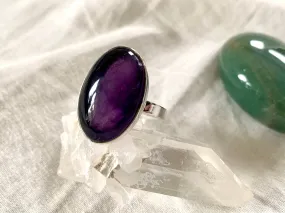 Amethyst Akoni Ring - Long Oval (US 10)