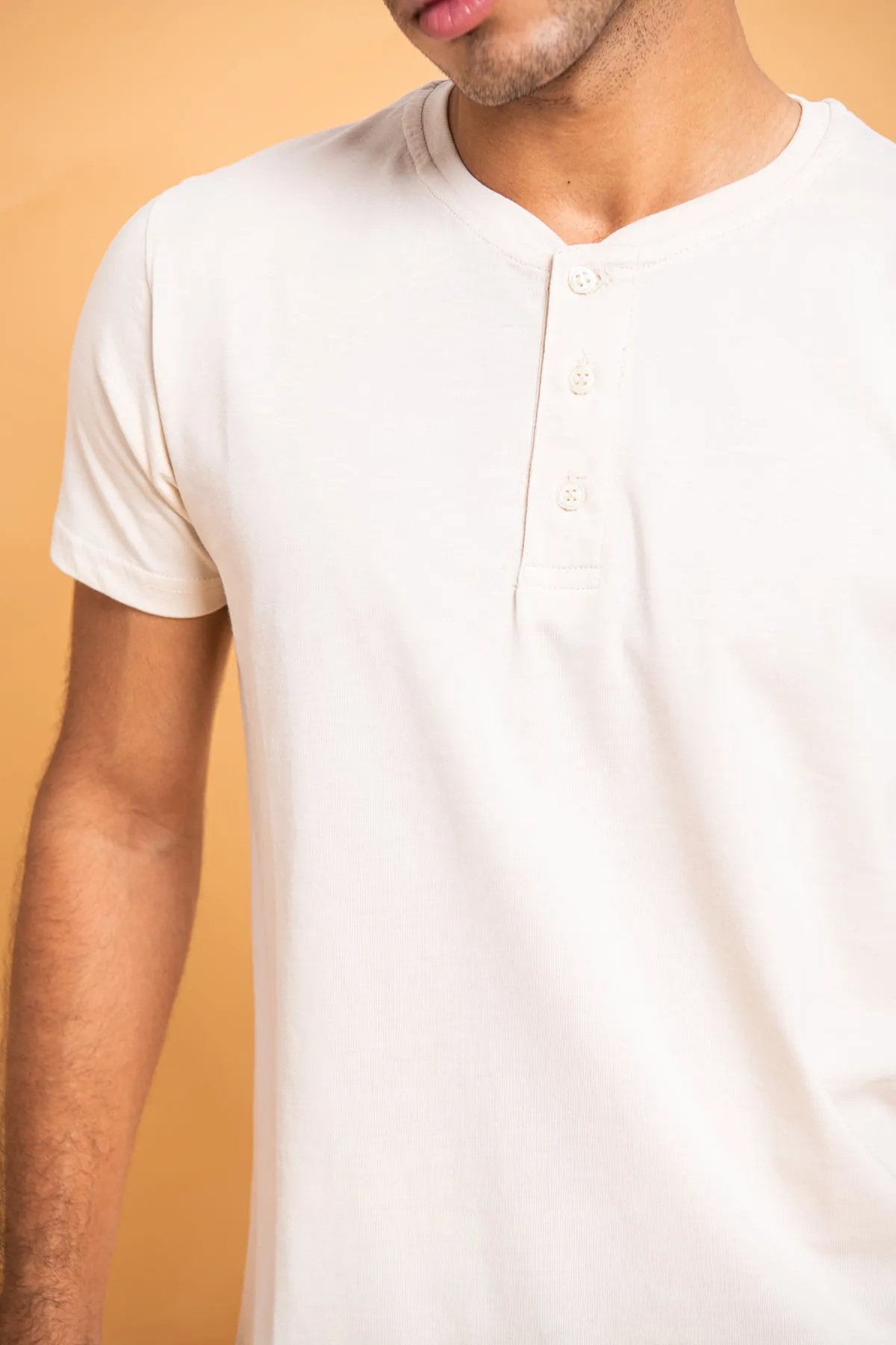 BASIC HENELY RELAXED FIT T-SHIRT