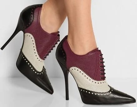 Gucci Brogue Gia Pointy Toe Ankle Bootie Size 8.5