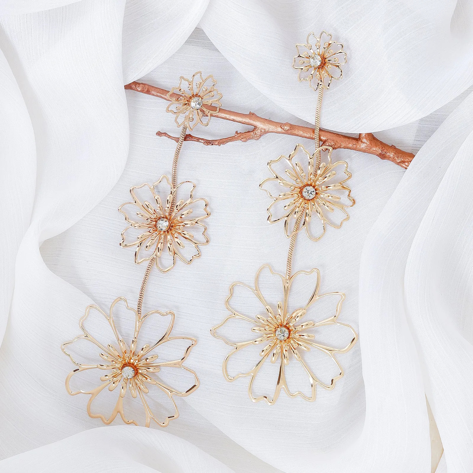 Liliana Gold Earrings