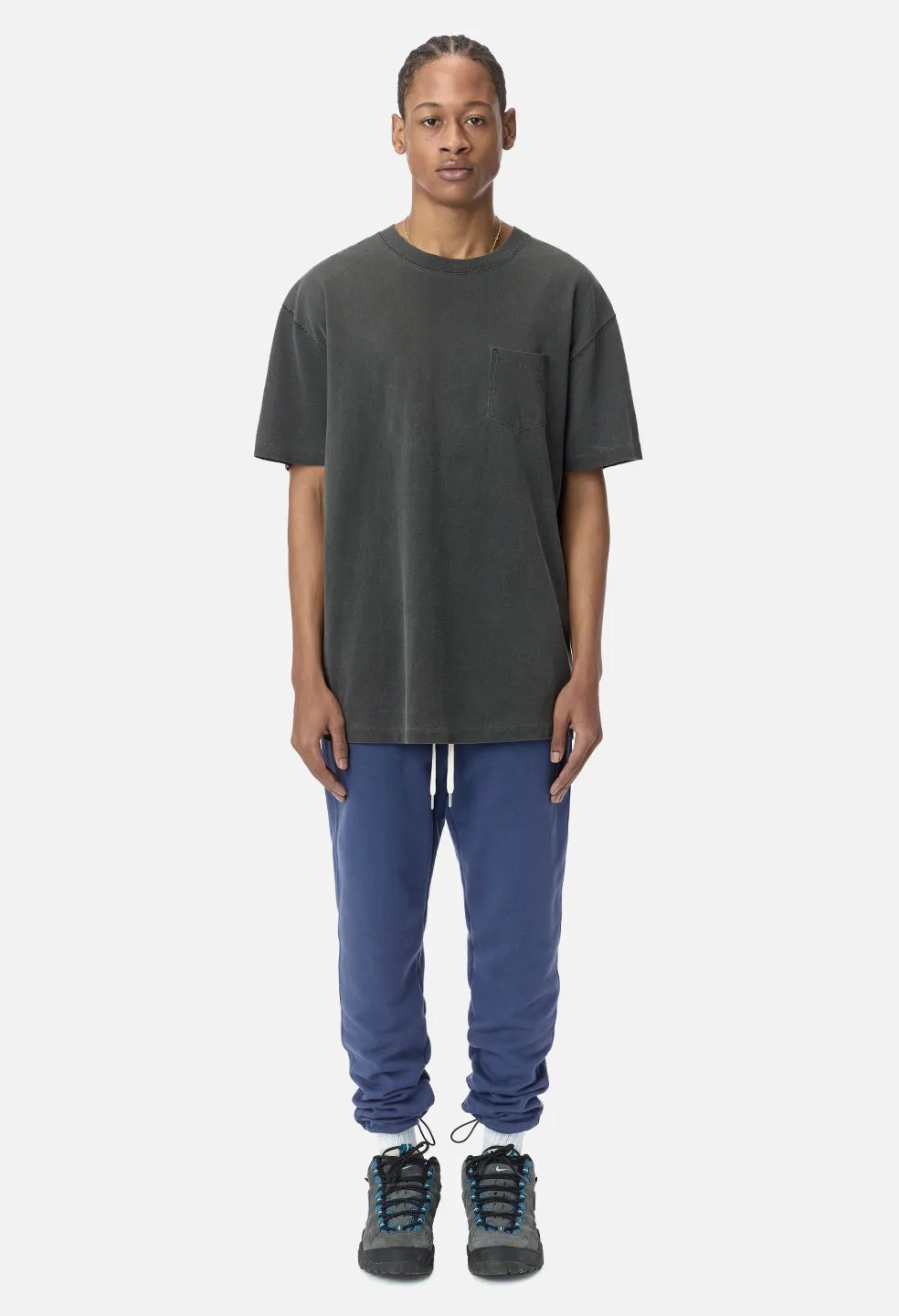 Loose Stitch Pocket Tee / Washed Black