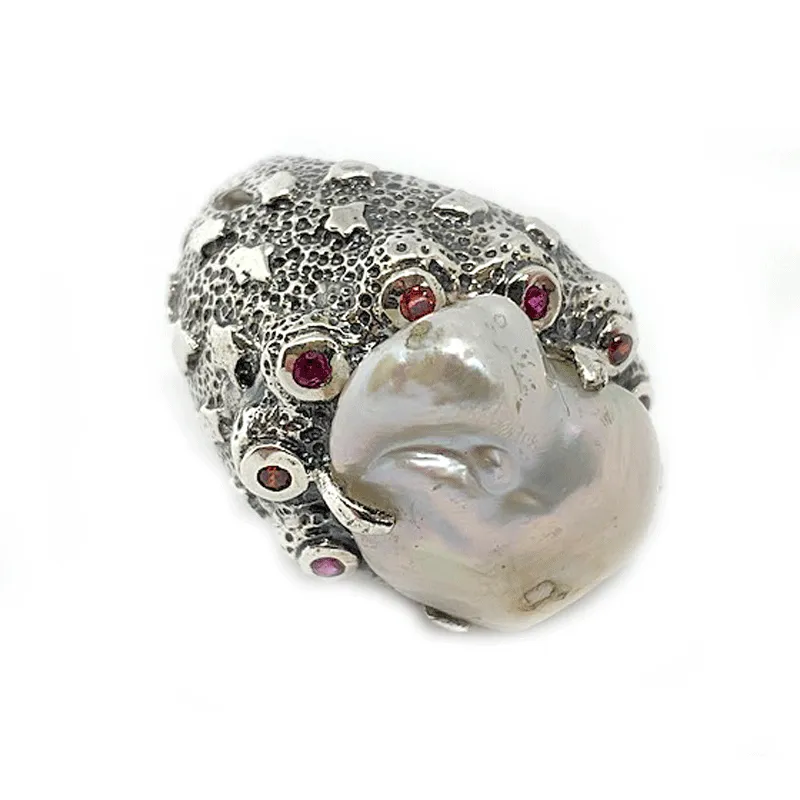 Mabe Pearl With Gemstone Ring