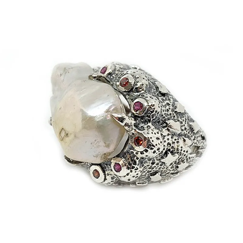 Mabe Pearl With Gemstone Ring