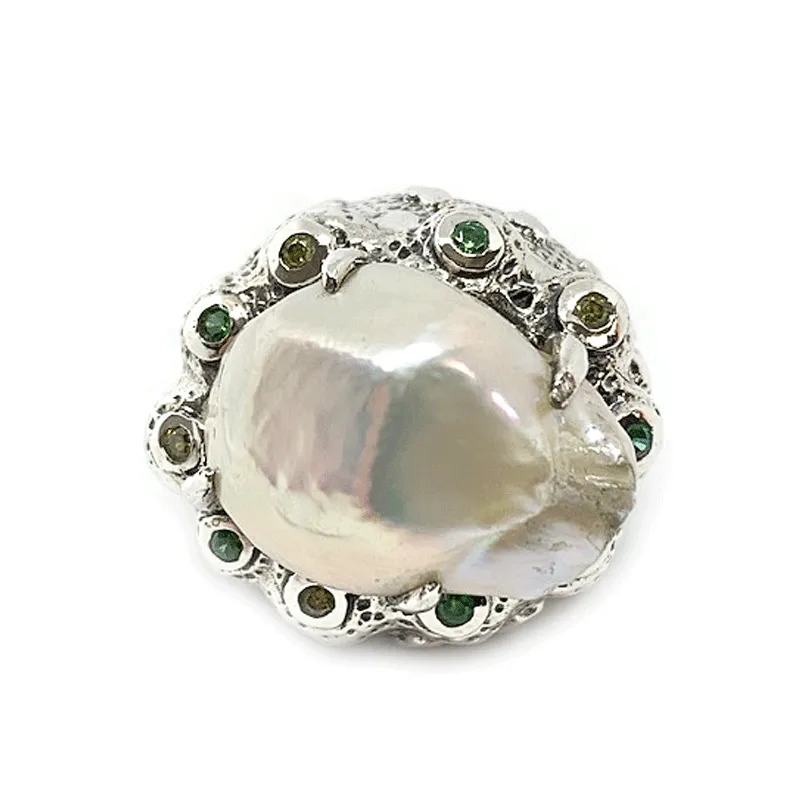 Mabe Pearl With Gemstone Ring