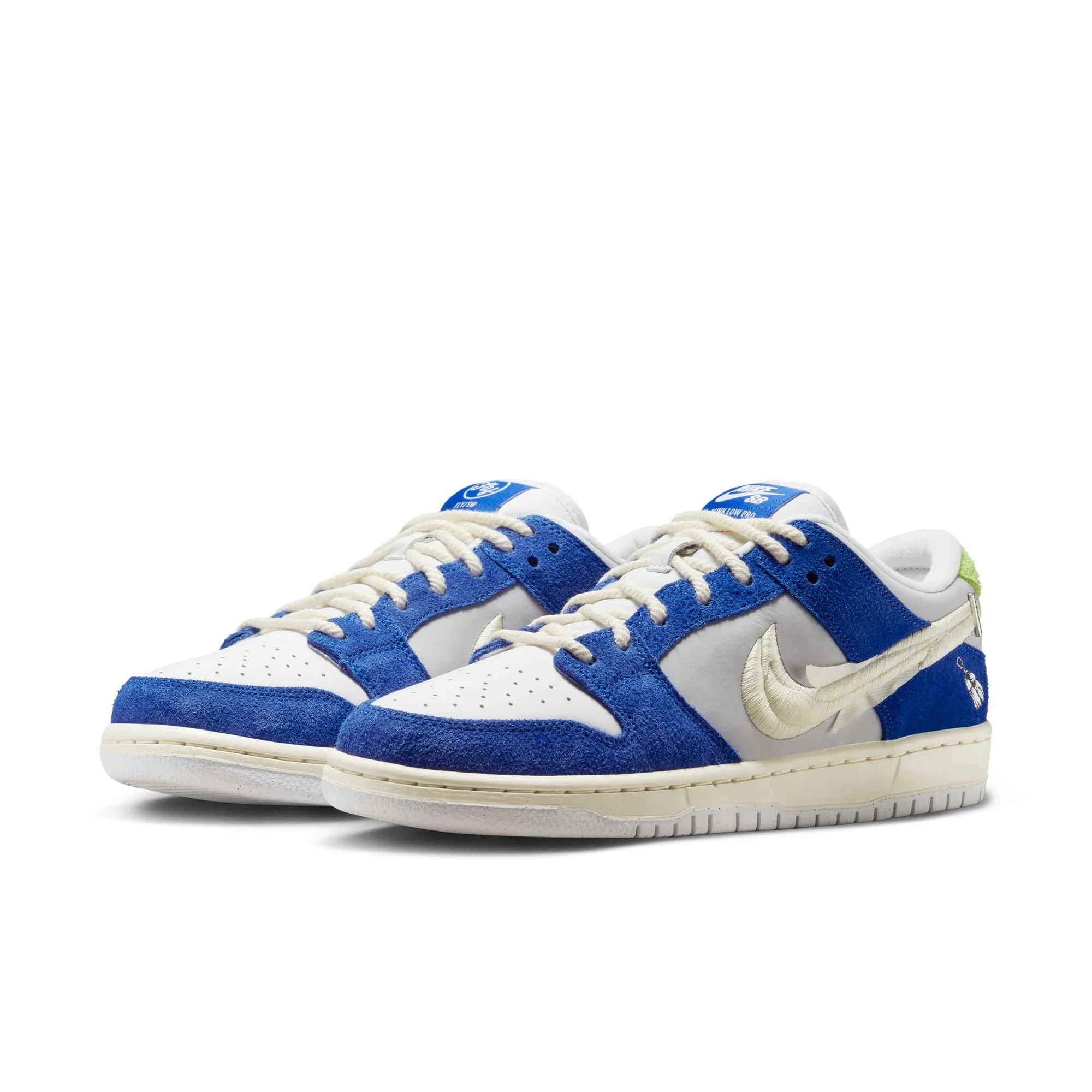 NIKE SB DUNK LOW PRO QS FLY STREETWEAR GARDENIA