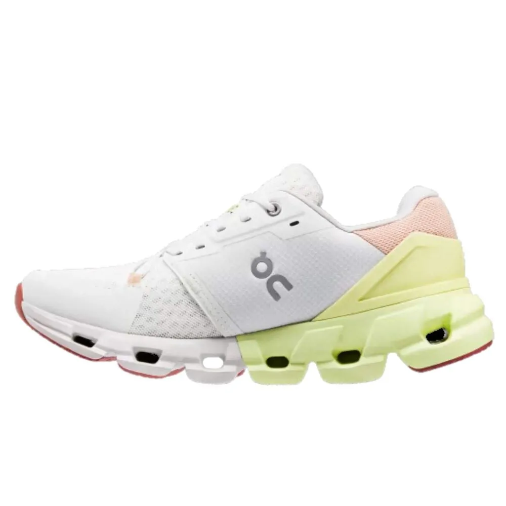 'On Running' Women's Cloudflyer 4 - White / Hay