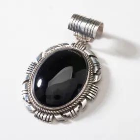 R. Hoskie Dine Black Onyx Navajo USA Native American Made 925 Sterling Silver Pendant