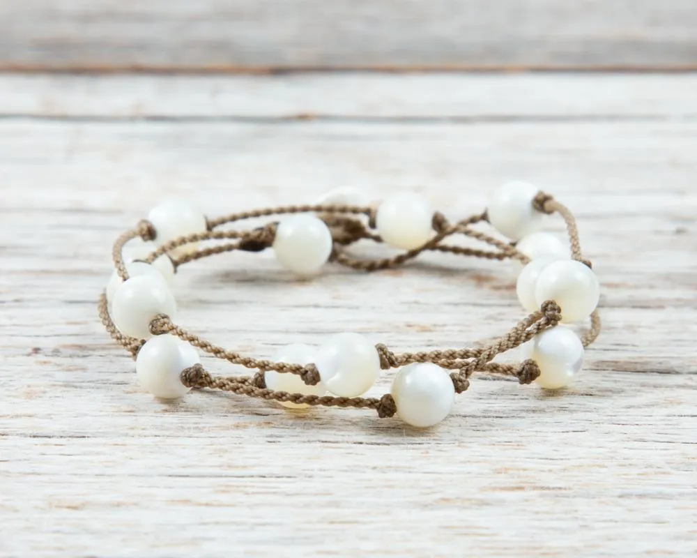 Wrap-0077-White Mother of Pearl Round Medium